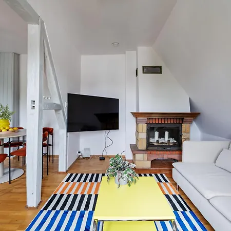 Santorini Ii - & By Lion